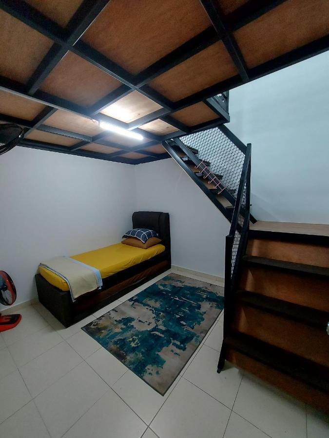 M2H Homestay กวนตัน ภายนอก รูปภาพ