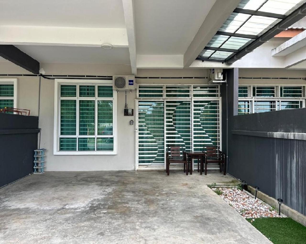 M2H Homestay กวนตัน ภายนอก รูปภาพ